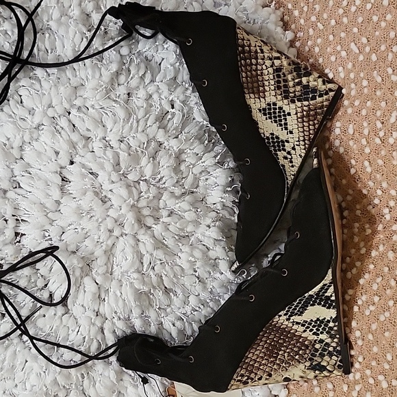 Zara lace up wedge - Picture 14 of 16